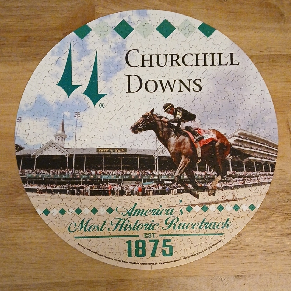 Wincraft Churchill Downs Puzzle - Green and Brown
